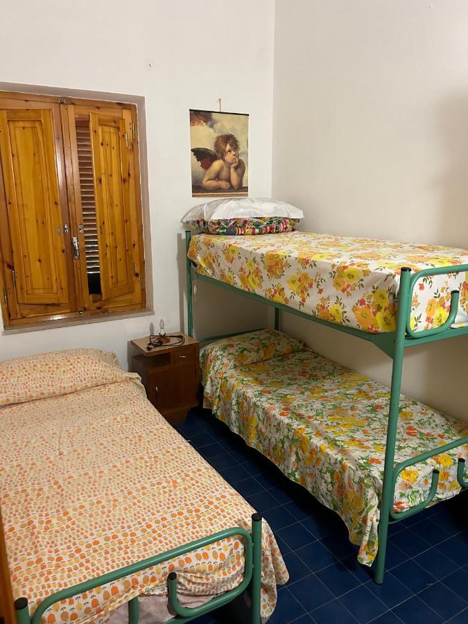 Domo Austinu - Abbasanta Villa ภายนอก รูปภาพ